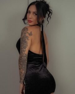 Ashley Sanz. Blowjob Brunettes. Ashley Sanz shows us her beautiful figure and leaves us stunned.